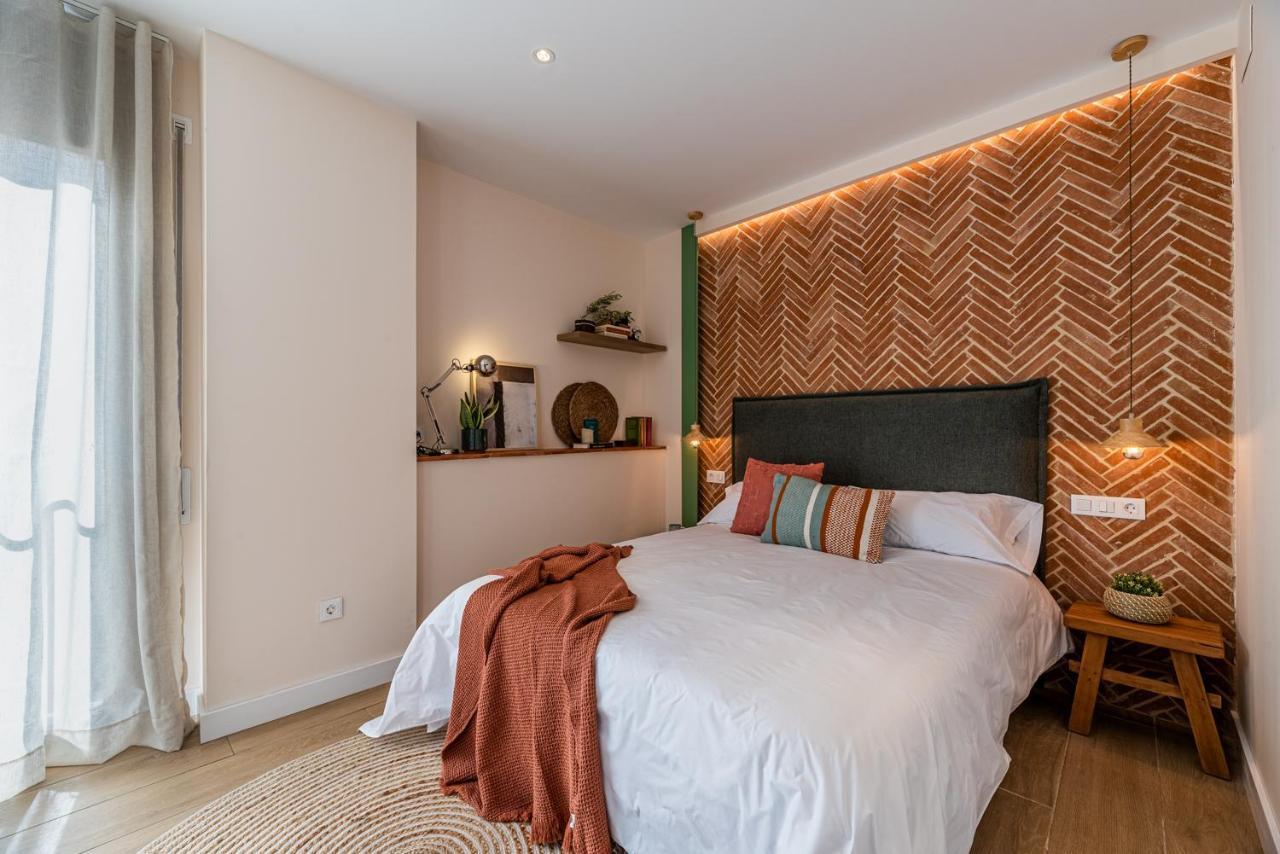 Vestal Suites Domo Cambrils Bagian luar foto