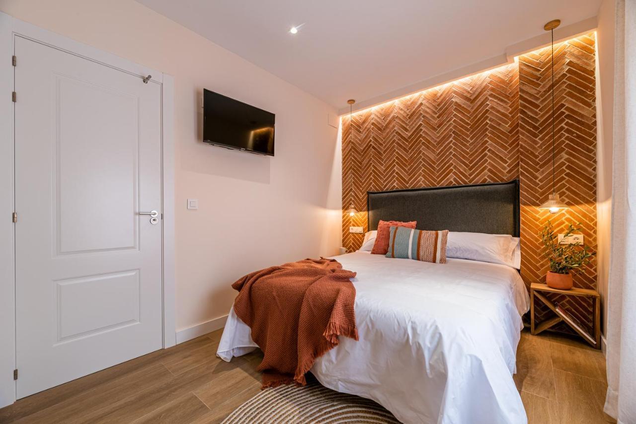 Vestal Suites Domo Cambrils Bagian luar foto