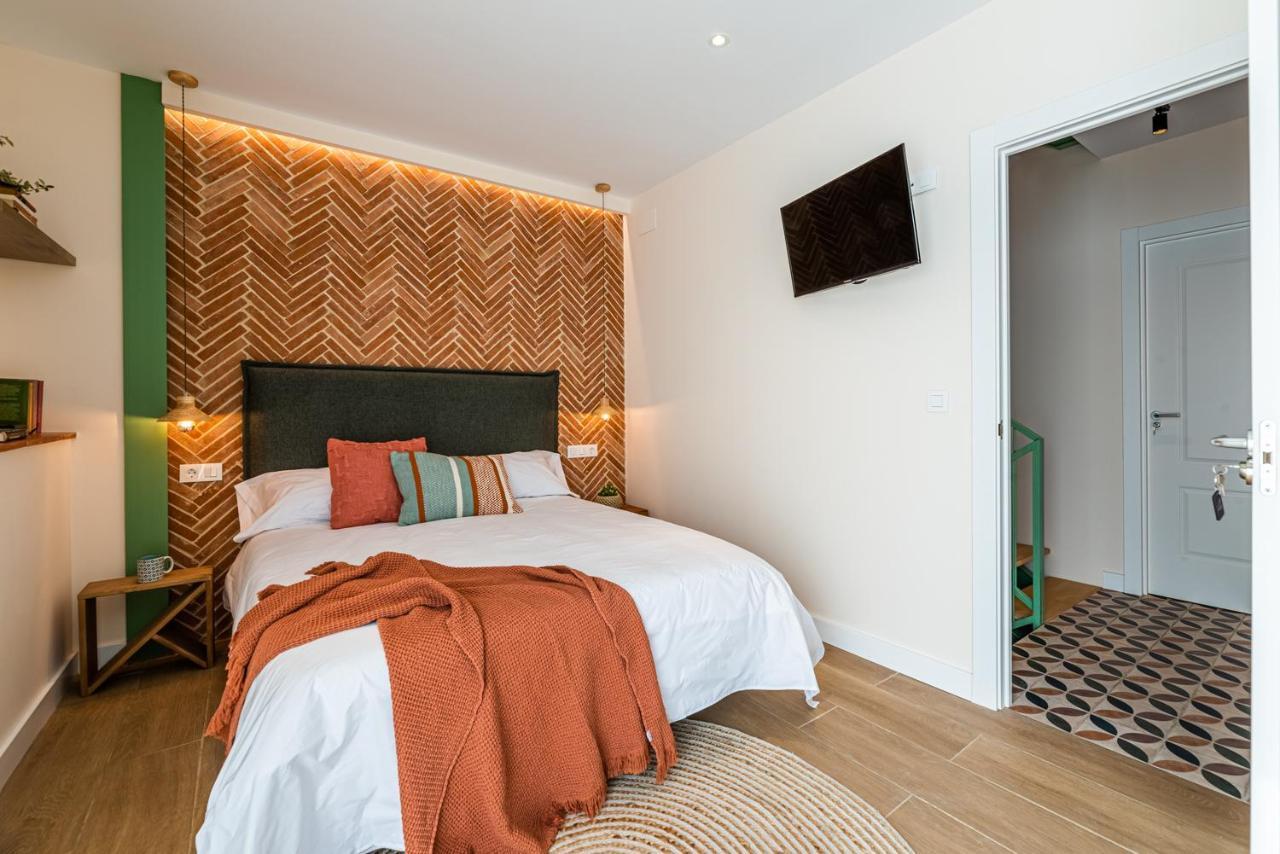 Vestal Suites Domo Cambrils Bagian luar foto