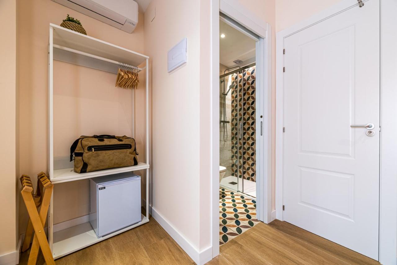 Vestal Suites Domo Cambrils Bagian luar foto