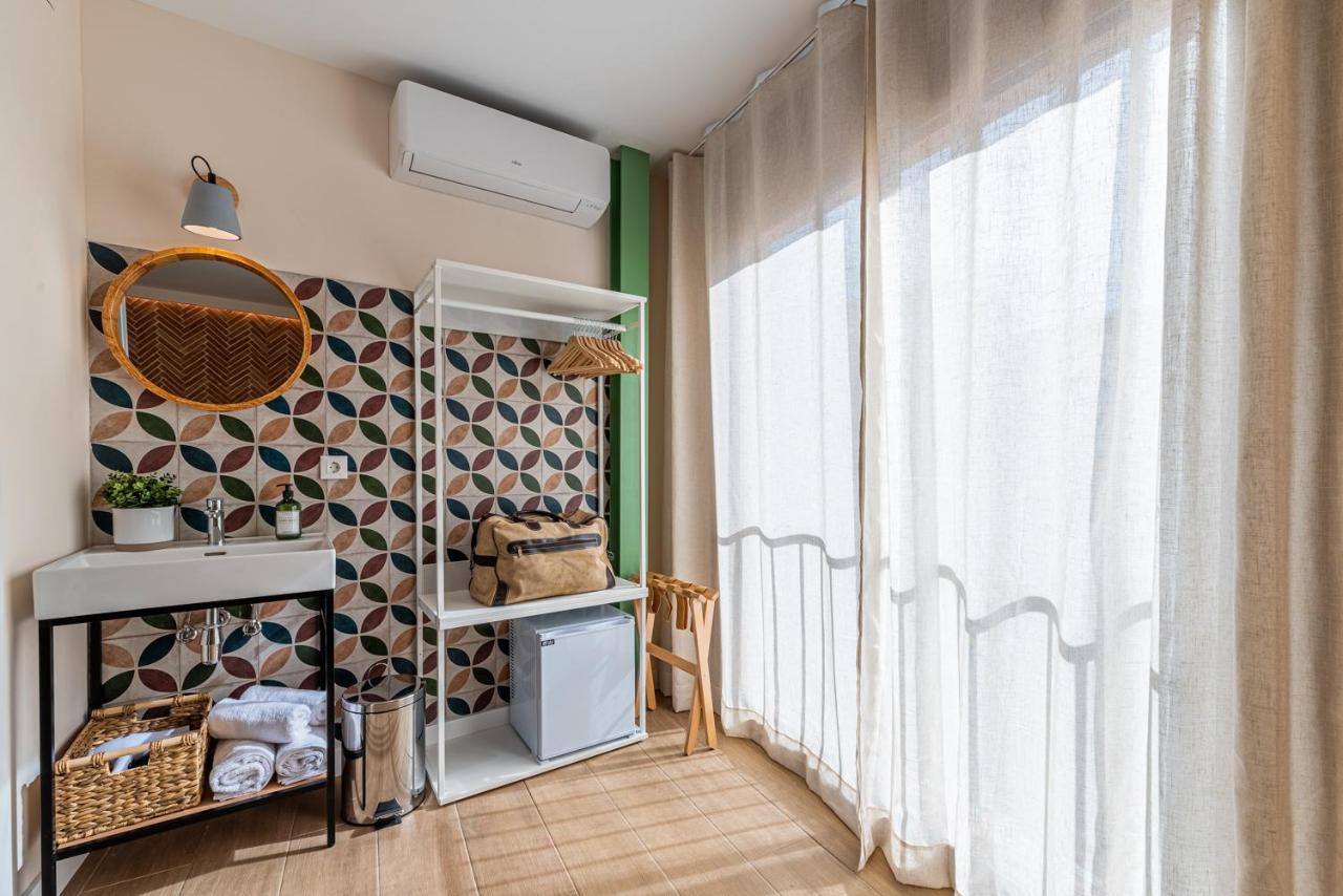 Vestal Suites Domo Cambrils Bagian luar foto