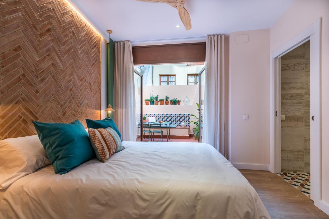 Vestal Suites Domo Cambrils Bagian luar foto